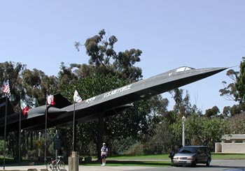 SSR-71 Blackbird Lockheed Mach 3 spy plane